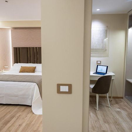 Hotel Montreal Ragusa Buitenkant foto