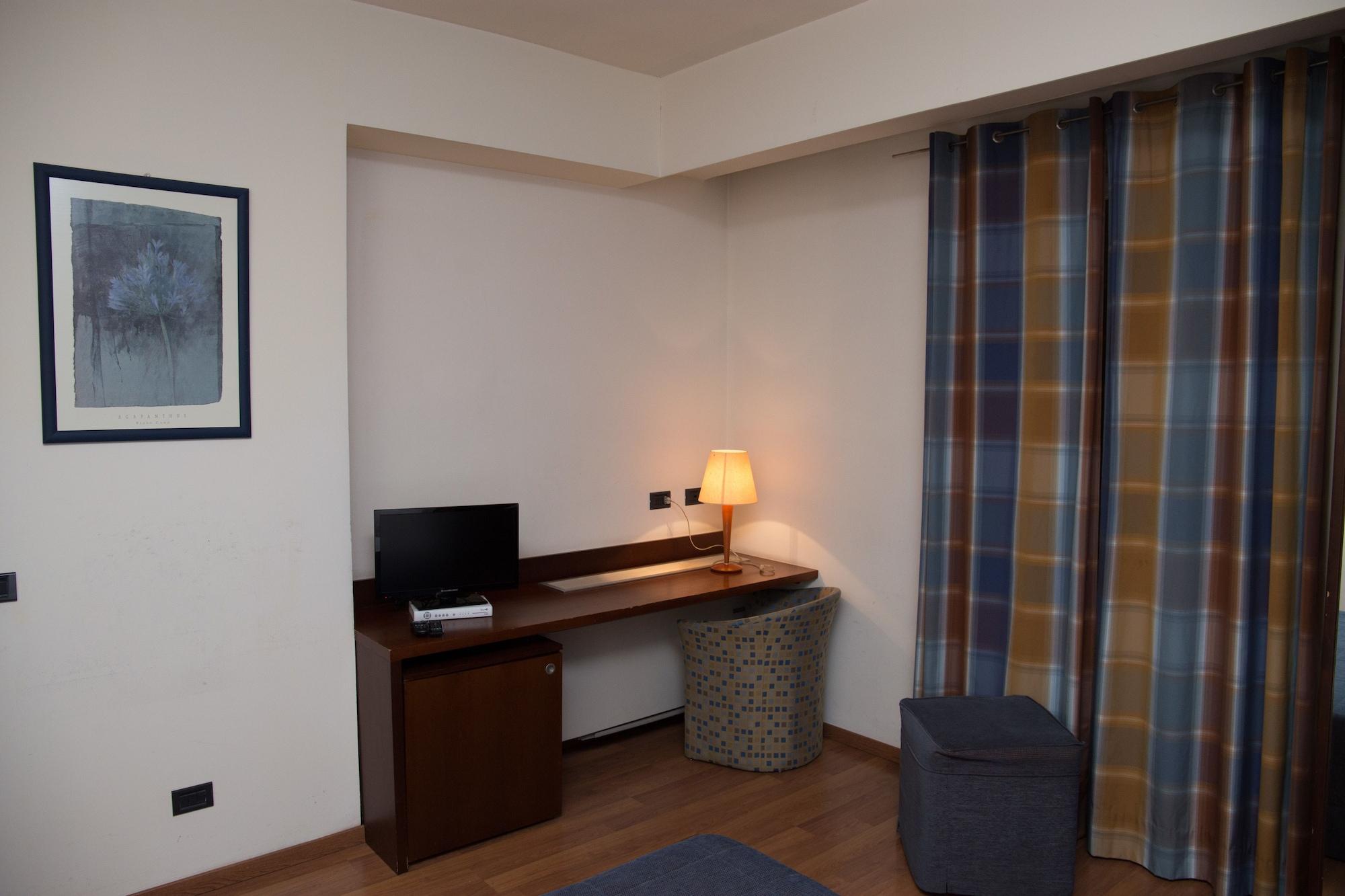 Hotel Montreal Ragusa Buitenkant foto