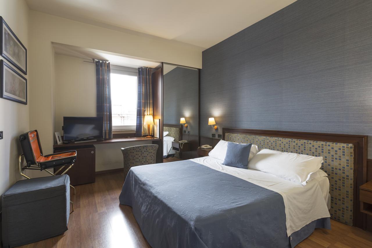 Hotel Montreal Ragusa Buitenkant foto