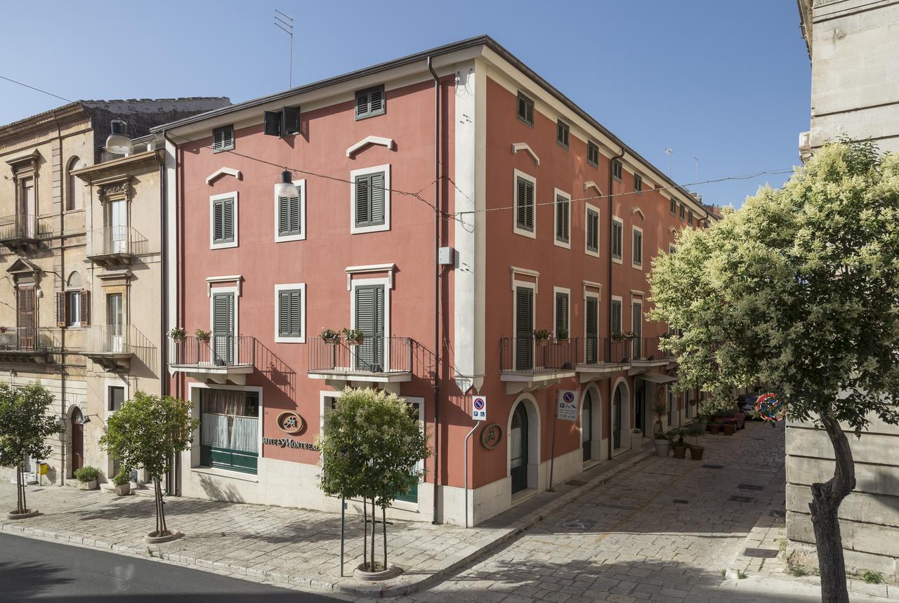 Hotel Montreal Ragusa Buitenkant foto
